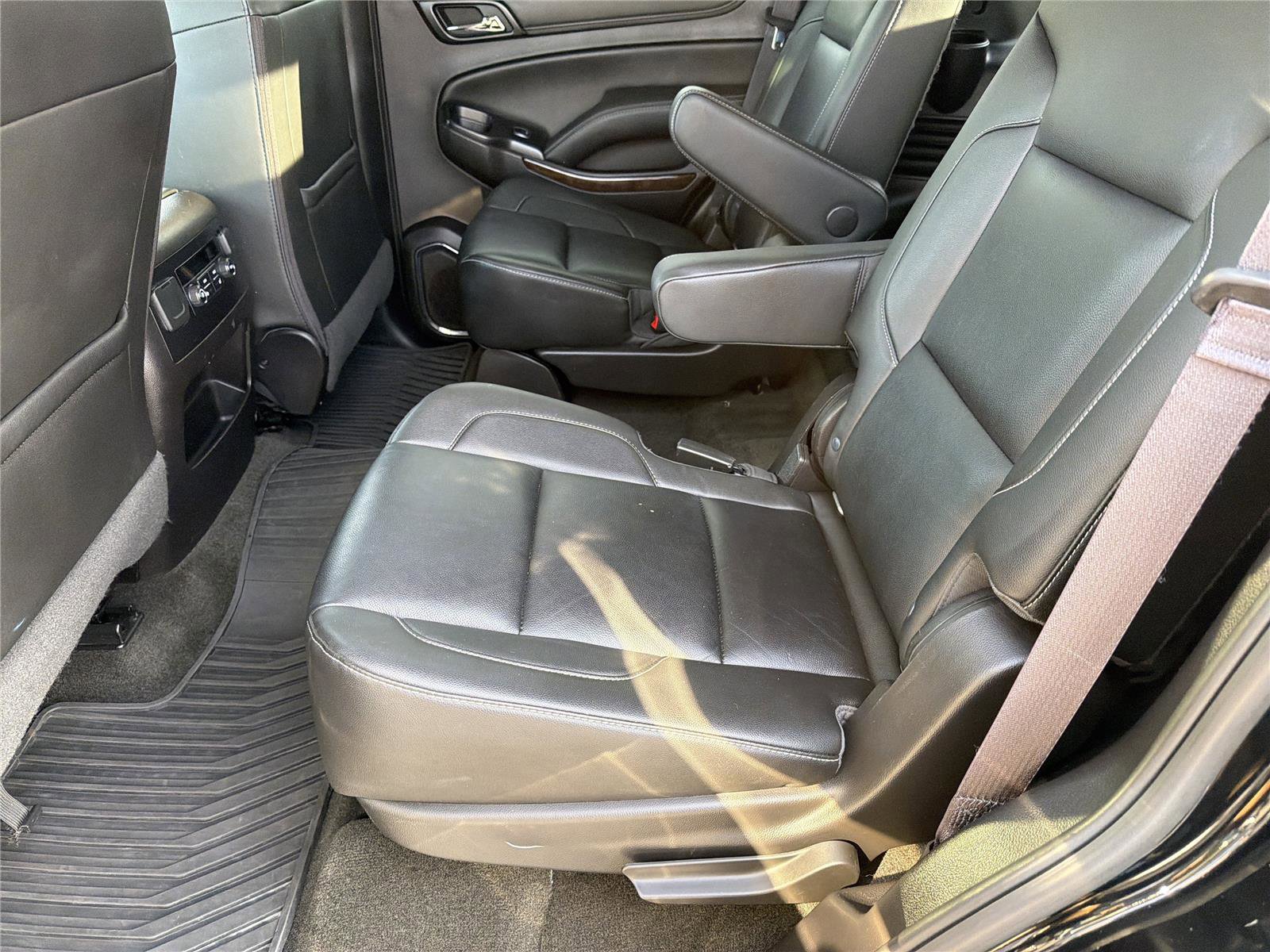 Used 2017 Chevrolet Tahoe LT w/ Luxury Package AWD/4WD image 21