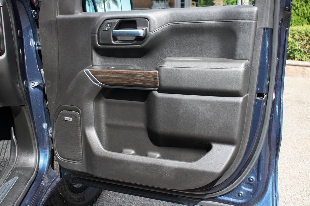 Used 2020 Chevrolet Silverado 1500 LT Trail Boss AWD/4WD image 38