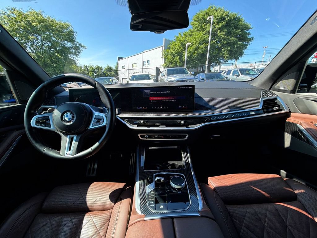 Used 2024 BMW X5 M60i w/ Parking Assistance Package AWD/4WD image 18
