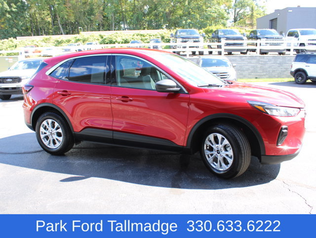 Used 2023 Ford Escape Active w/ Cold Weather Package FWD image 6