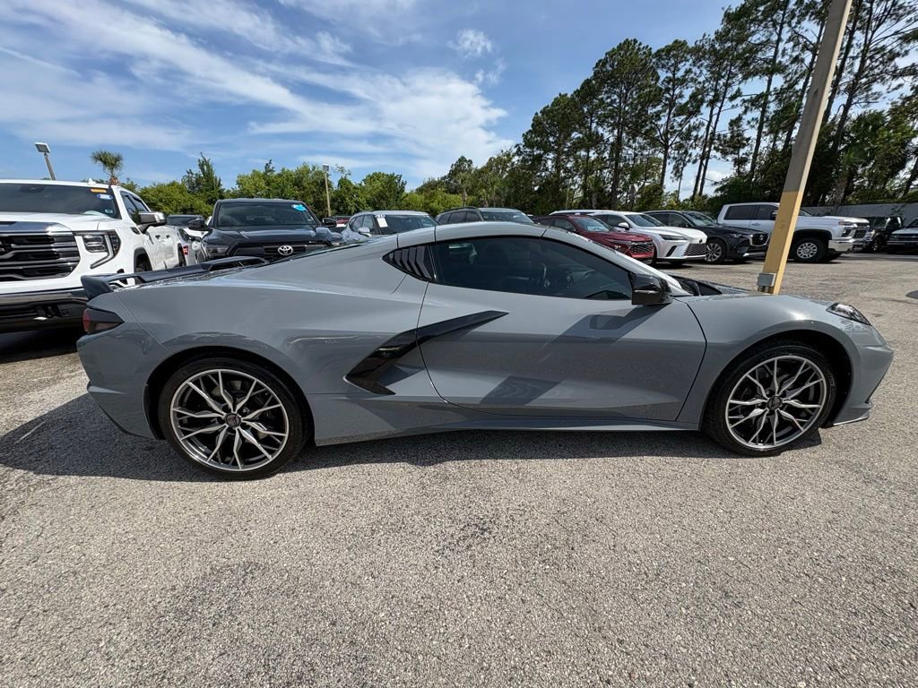 Used 2024 Chevrolet Corvette Stingray Premium Cpe w/ Z51 Performance Package RWD image 8