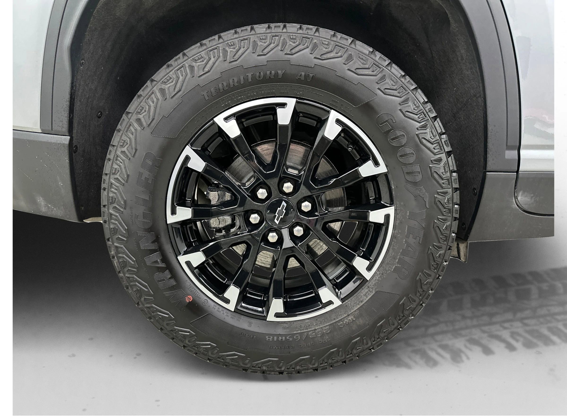 Used 2025 Chevrolet Traverse Z71 image 25