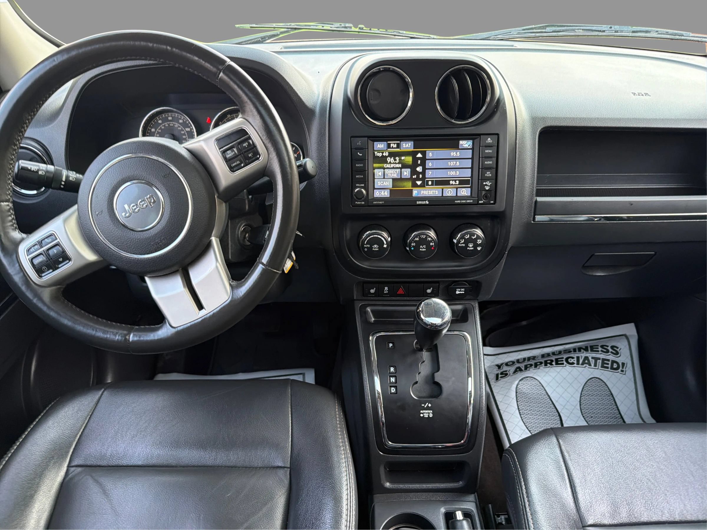 Used 2014 Jeep Patriot Limited w/ Sun/Sound Group AWD/4WD image 16