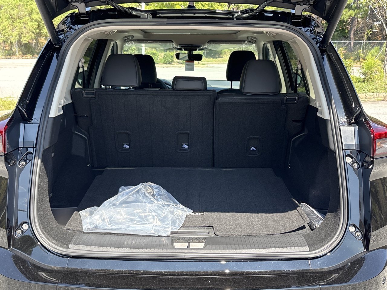 New 2026 Nissan Rogue Dark Armor FWD image 22