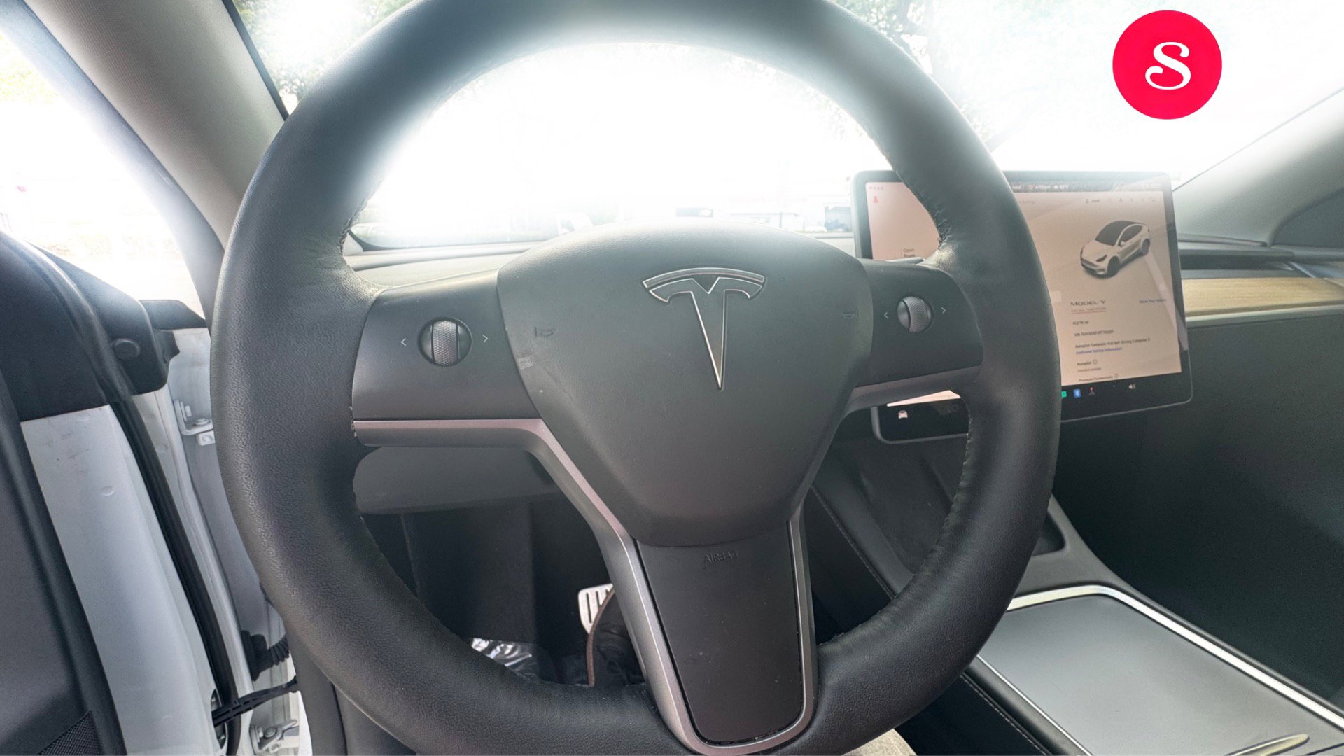 Used 2023 Tesla Model Y Performance AWD/4WD image 13