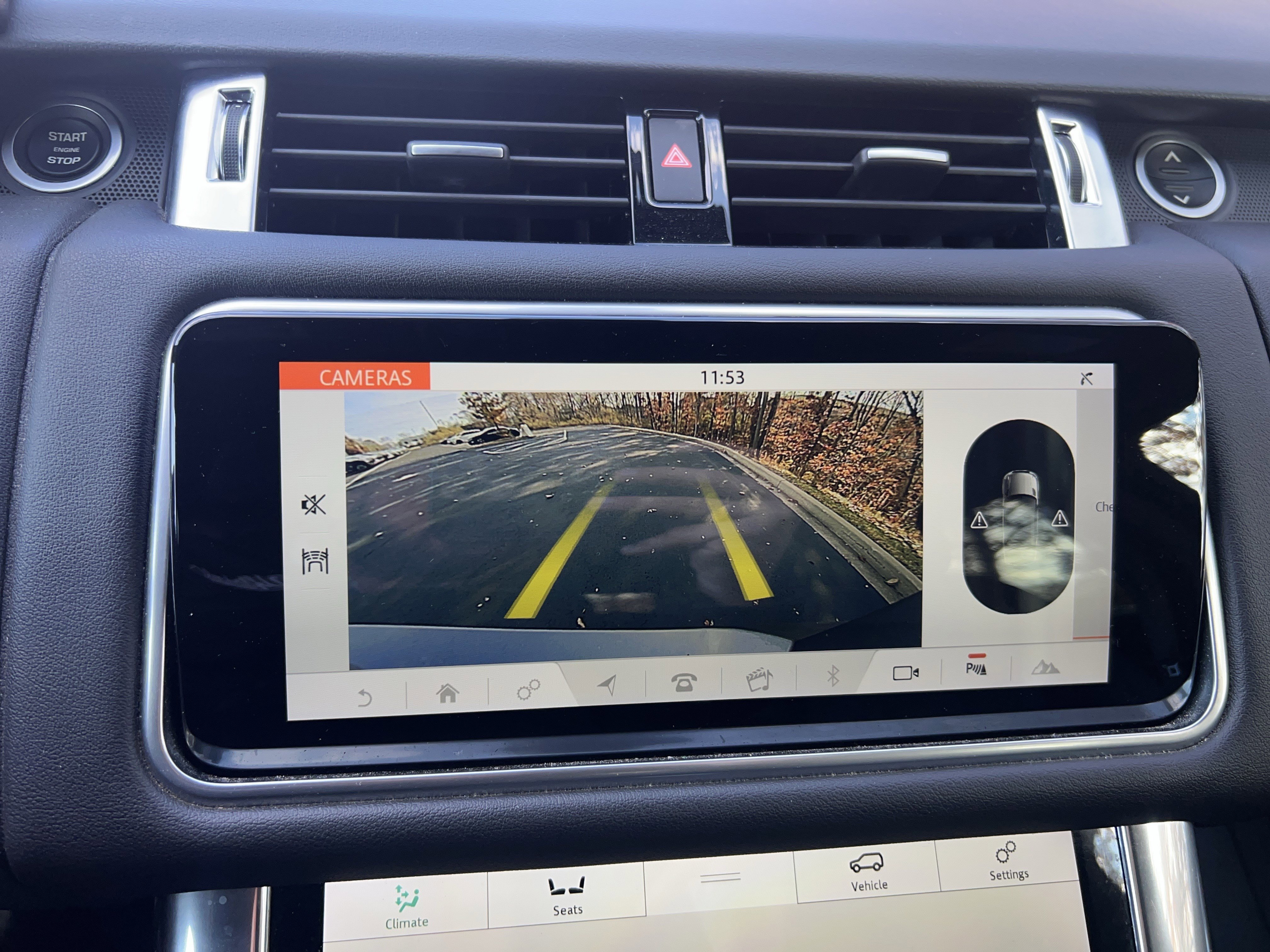 Used 2020 Land Rover Range Rover Sport HSE image 21