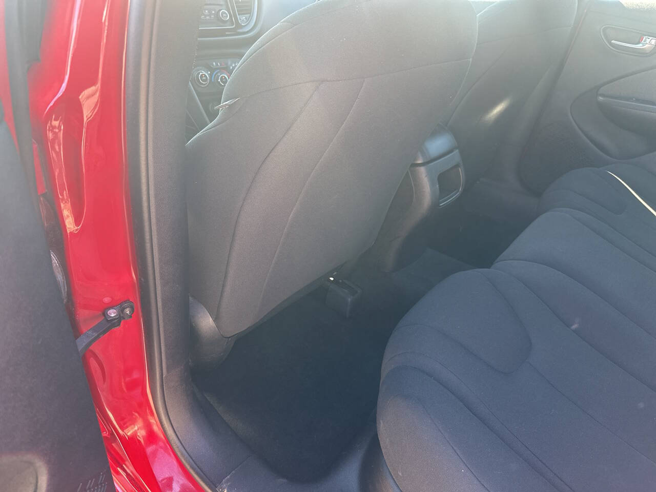 Used 2013 Dodge Dart SE w/ Value Group FWD image 19