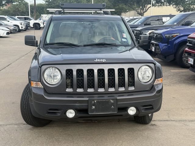 Used 2017 Jeep Patriot Sport w/ Power Value Group FWD image 2