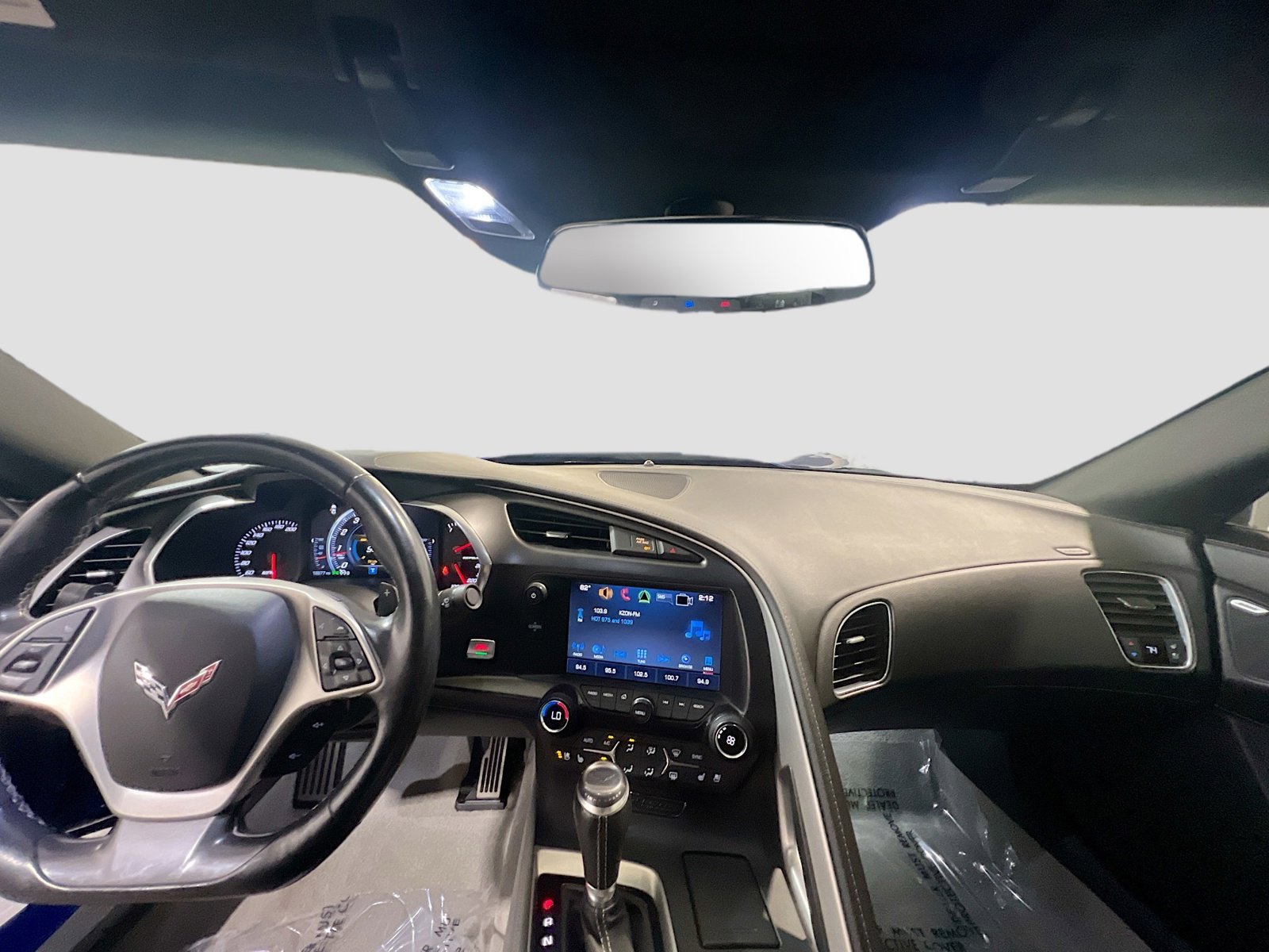 Used 2016 Chevrolet Corvette Stingray Convertible w/ 2LT Preferred Equipment Group RWD image 17