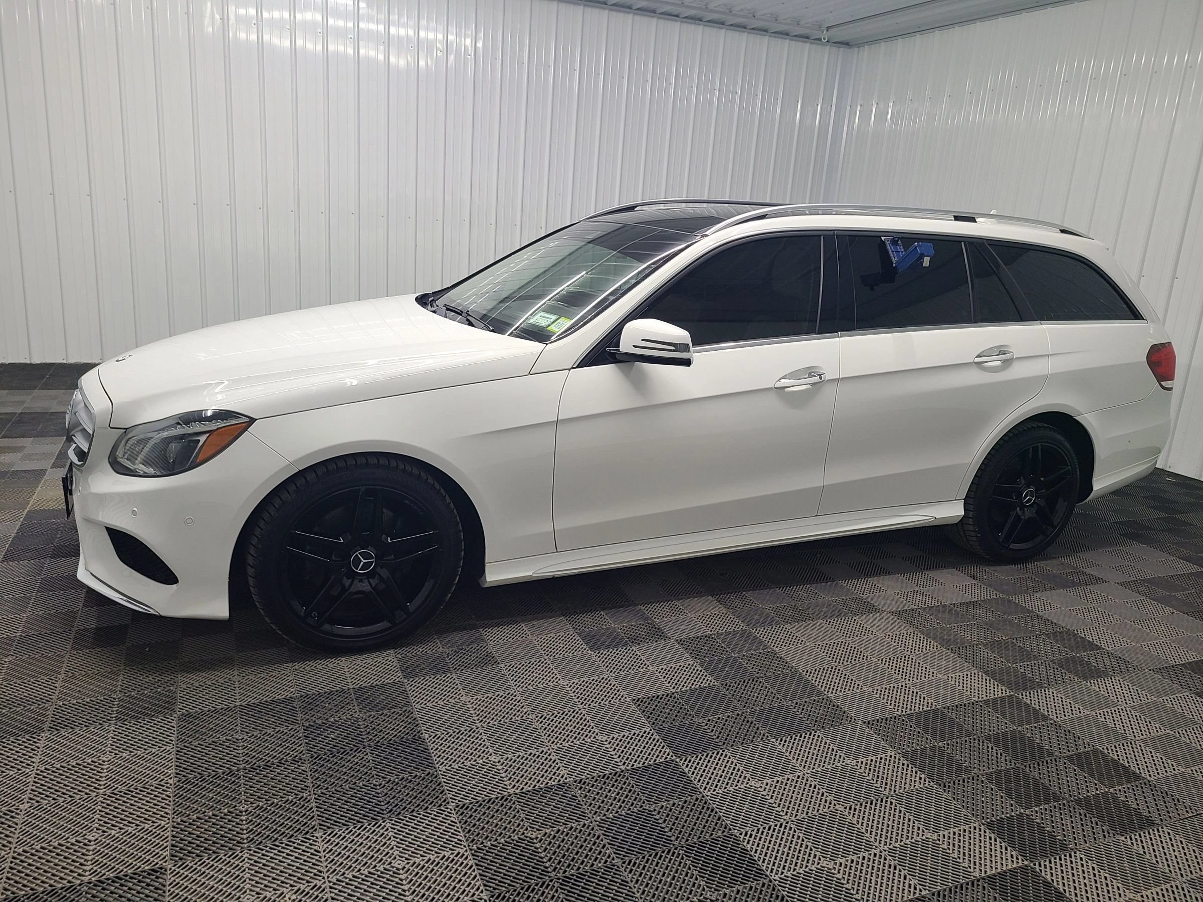 Used 2016 Mercedes-Benz E 350 4MATIC Wagon image 8