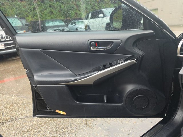 Used 2015 Lexus IS 250 AWD w/ Navigation System Package image 18