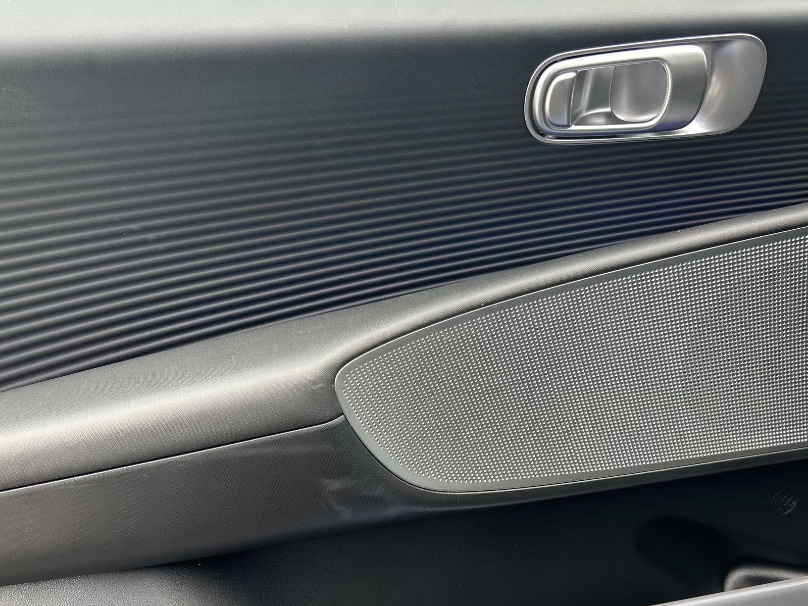 Certified 2023 Hyundai Ioniq 6 SEL w/ Cargo Package image 13