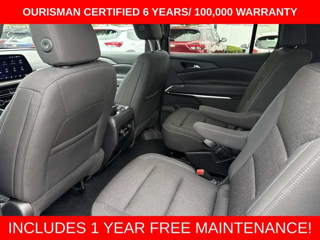 Used 2025 Chevrolet Traverse LT FWD image 15
