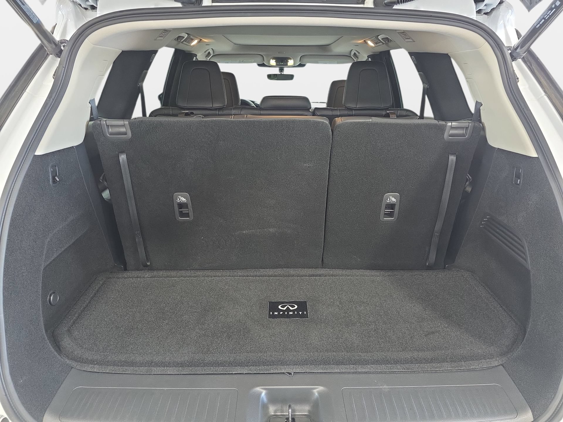 Used 2026 INFINITI QX60 Pure w/ Cargo Package AWD/4WD image 12