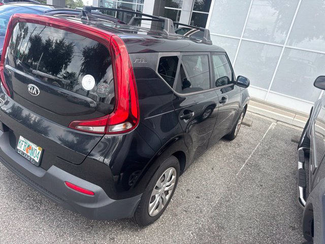 Used 2020 Kia Soul LX FWD image 7