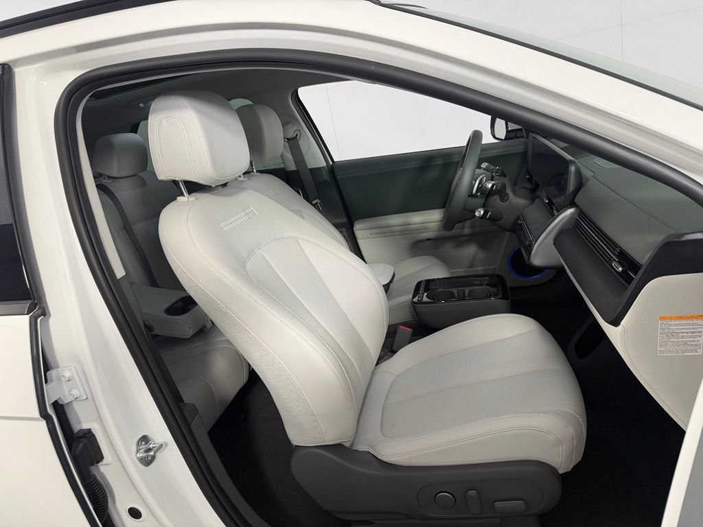 Used 2025 Hyundai Ioniq 5 Limited AWD/4WD image 31