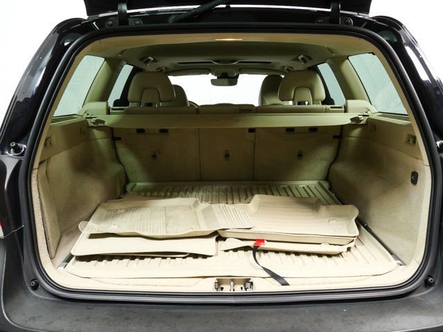 Used 2016 Volvo XC70 T5 Premier w/ Proximity Package image 24