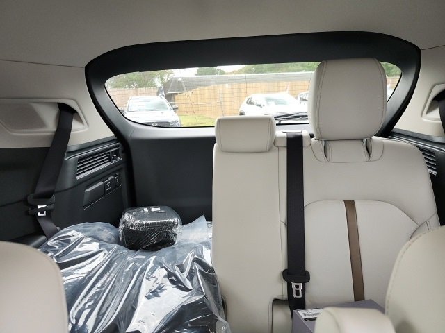 New 2026 MAZDA CX-90 3.3 Turbo w/ Premium Plus Pkg image 18