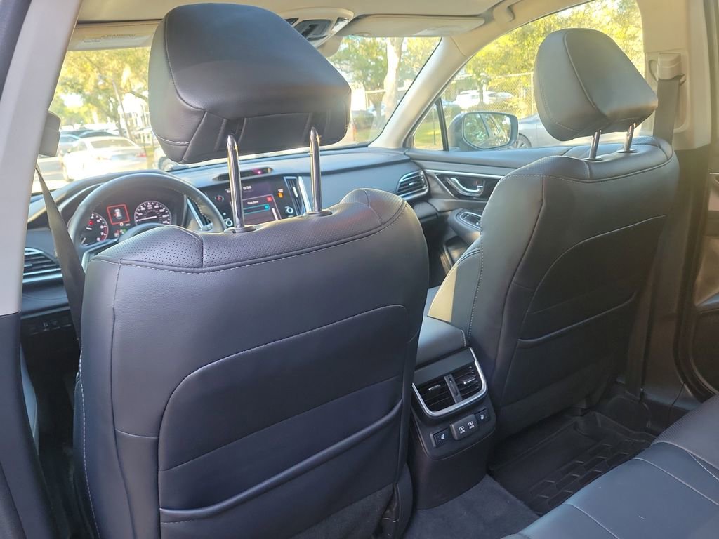 Used 2022 Subaru Outback Limited image 14
