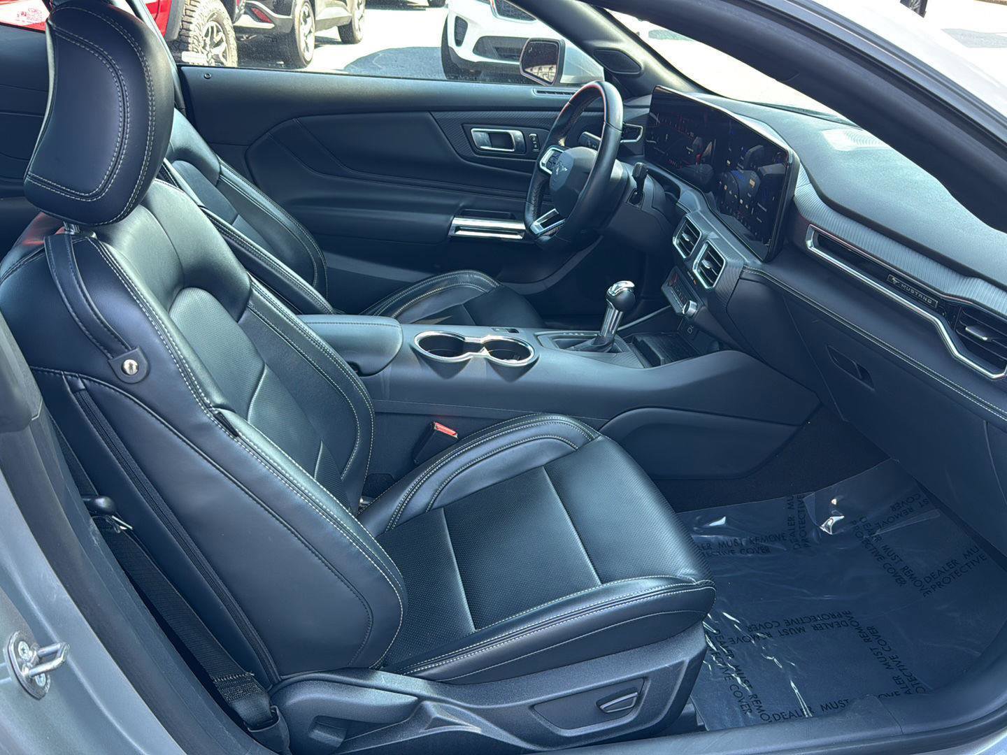 Used 2024 Ford Mustang Premium image 9
