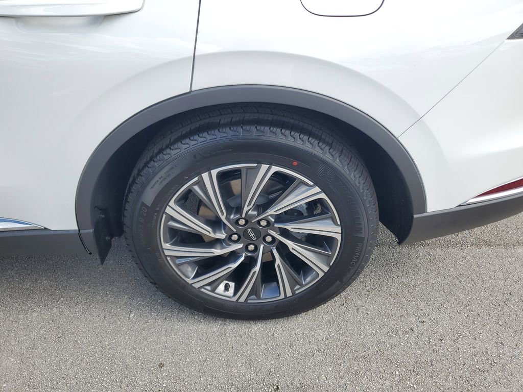 New 2026 Lincoln Aviator 2WD image 8