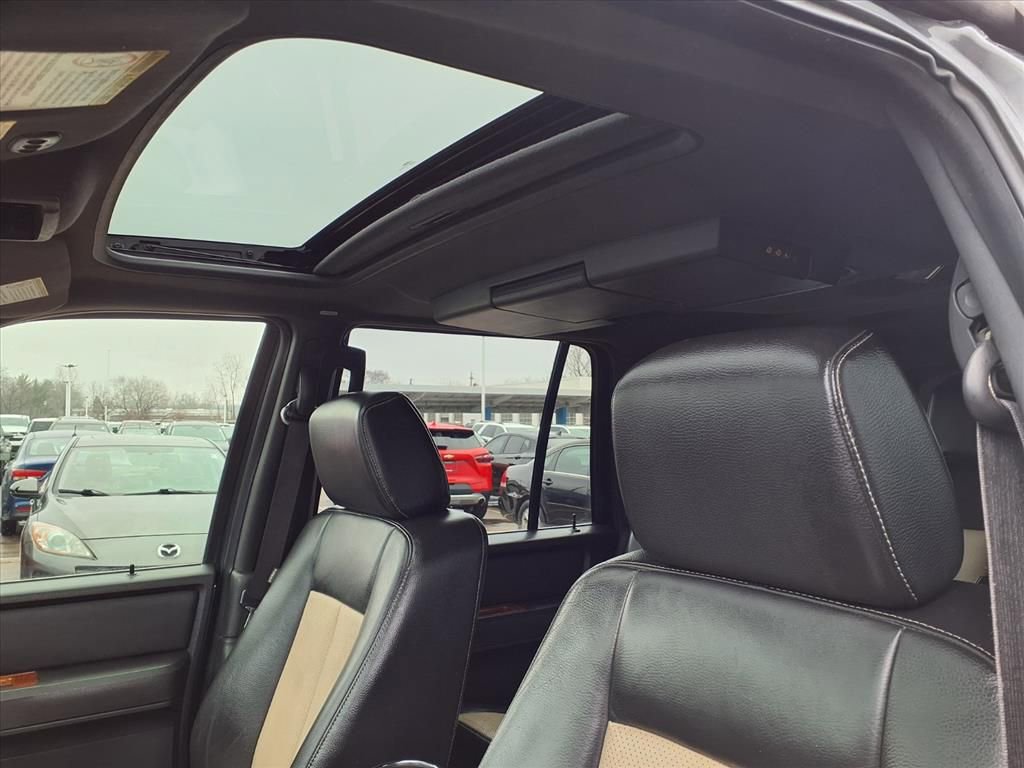 Used 2007 Ford Expedition Eddie Bauer AWD/4WD image 17