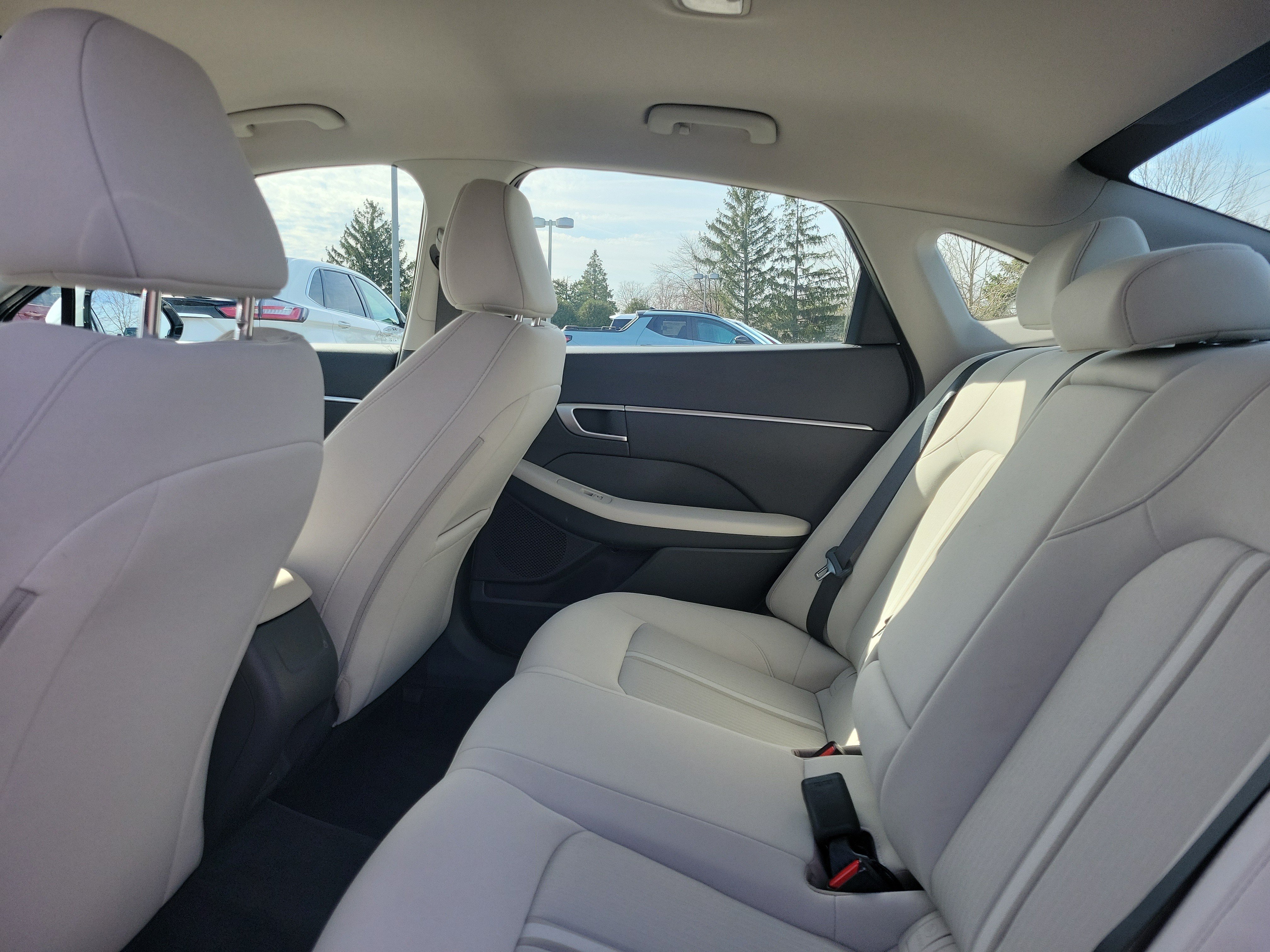 New 2025 Hyundai Sonata SEL FWD image 11