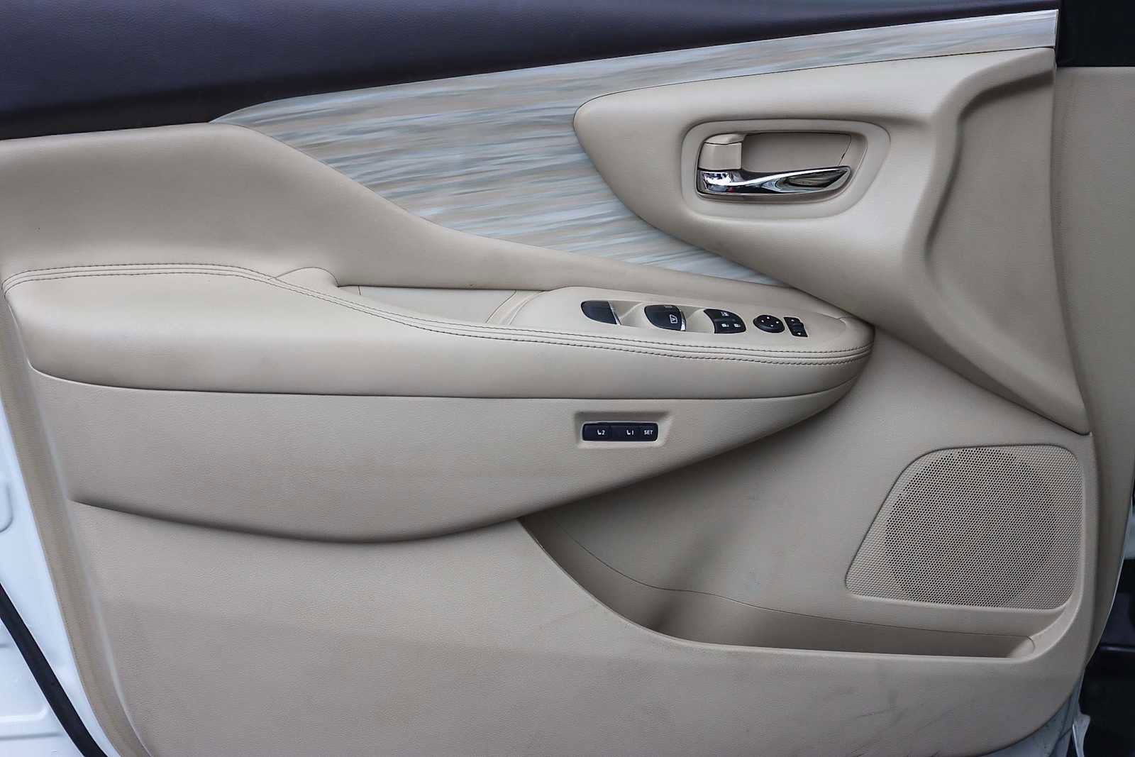 Used 2017 Nissan Murano Platinum w/ Platinum Technology Package image 19