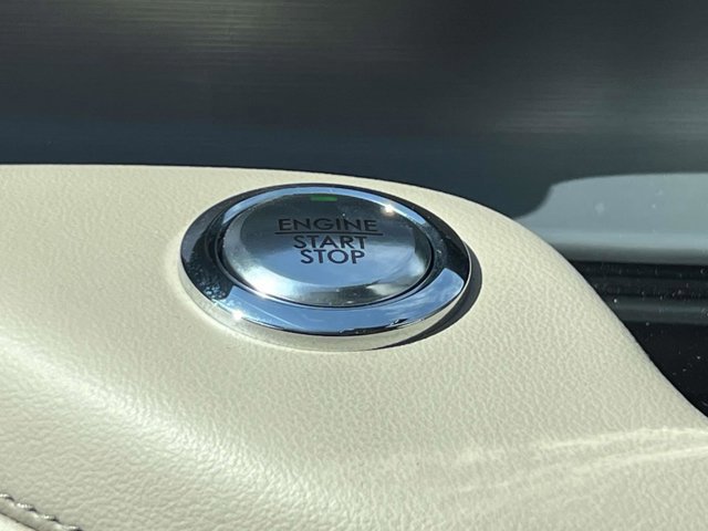 Used 2024 Lincoln Aviator AWD w/ Premium Package image 28