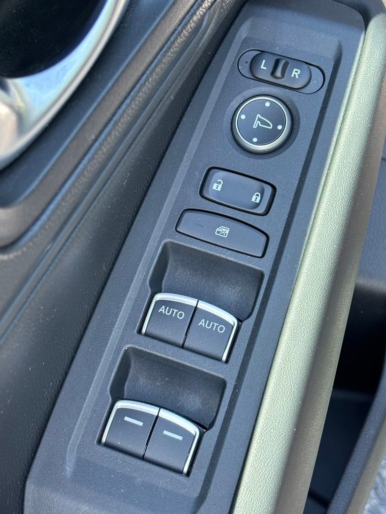 Used 2023 Honda Accord LX image 10