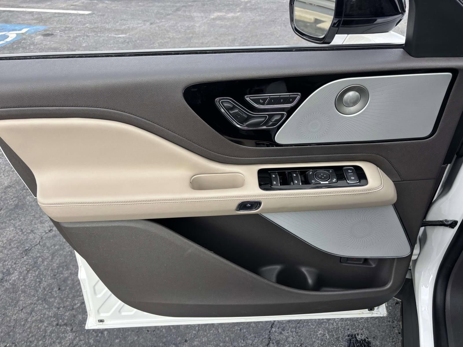 Used 2023 Lincoln Aviator Grand Touring w/ Equipment Group 301A image 13