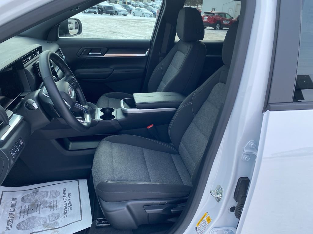 Used 2025 GMC Terrain Elevation w/ Technology Package II image 10