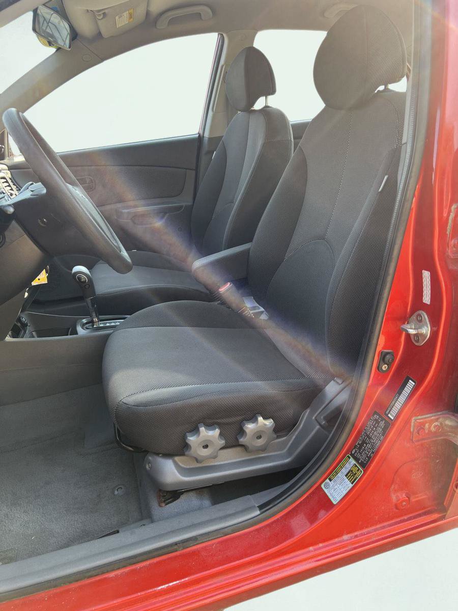 Used 2008 Kia Rio LX FWD image 3