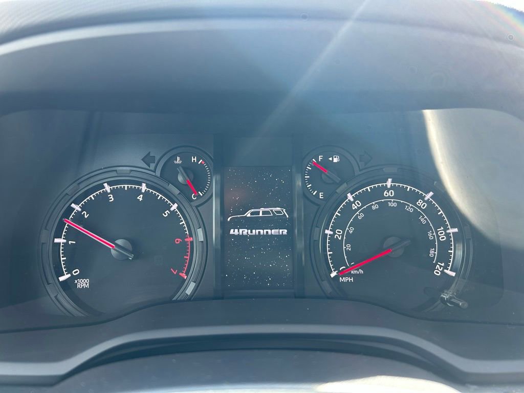 Certified 2024 Toyota 4Runner SR5 Premium w/ Moonroof Package AWD/4WD image 19