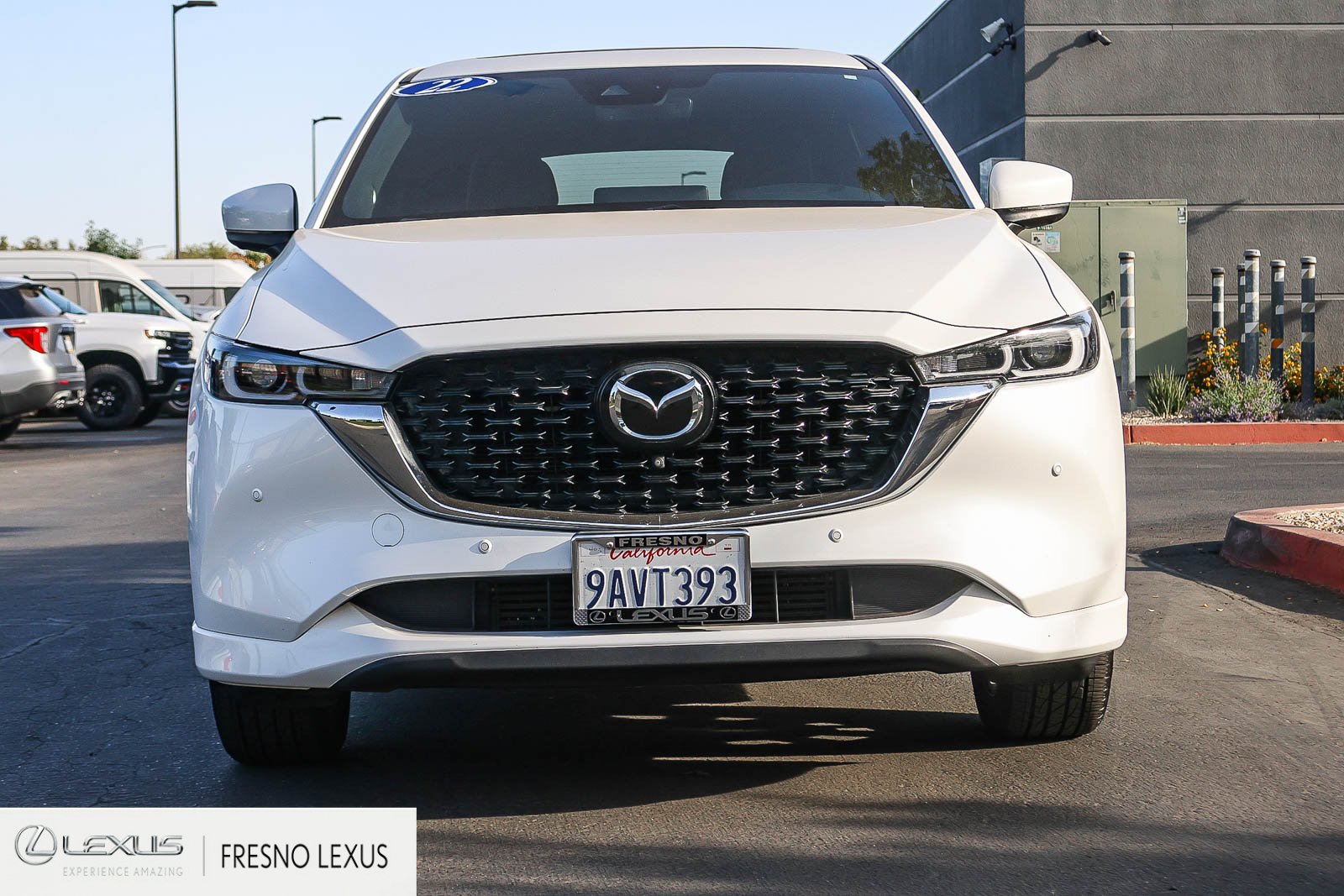 Used 2022 MAZDA CX-5 Signature AWD/4WD image 2