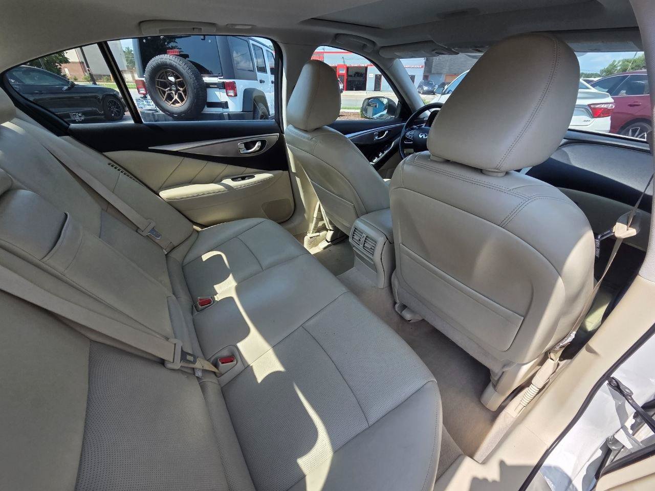 Used 2014 INFINITI Q50 Premium w/ Navigation Package AWD/4WD image 17