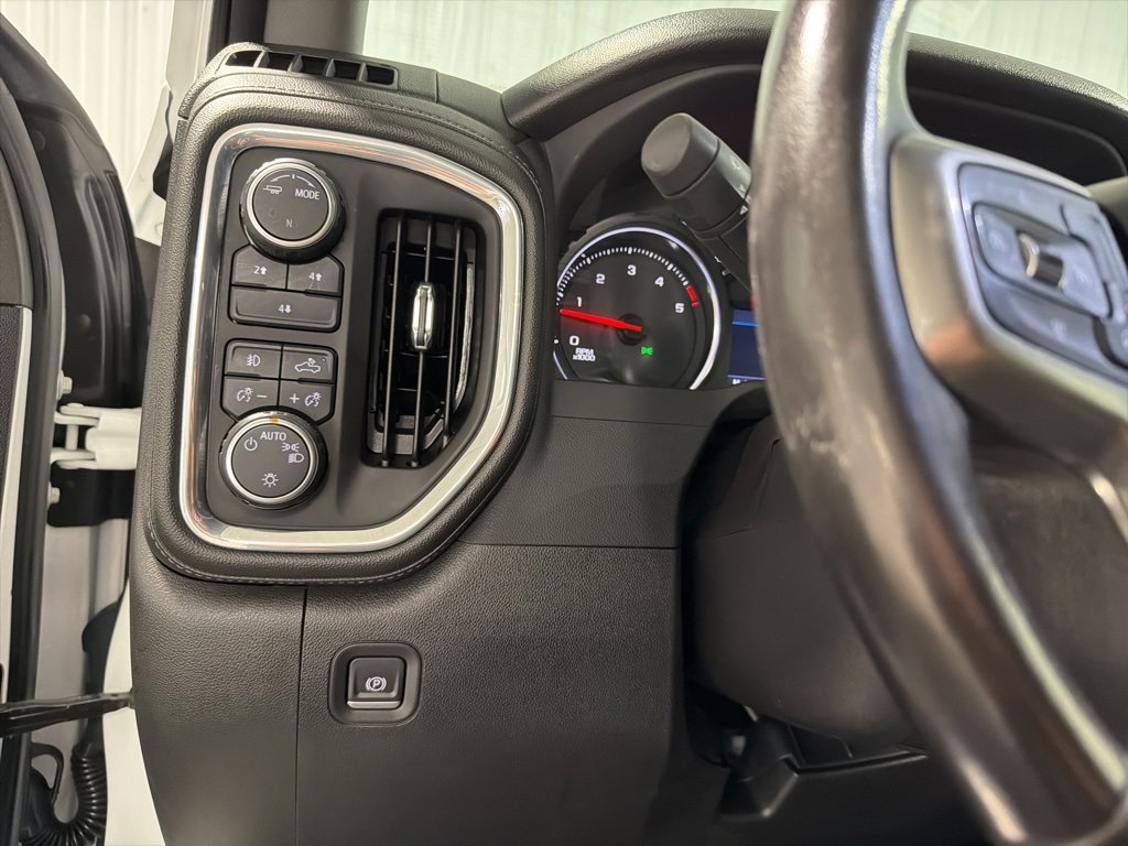 Certified 2022 Chevrolet Silverado 2500 LT w/ Convenience Package image 34