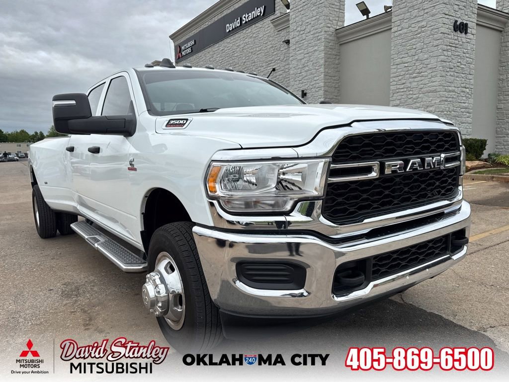 Used 2024 RAM 3500 Tradesman w/ Chrome Appearance Group AWD/4WD image 1