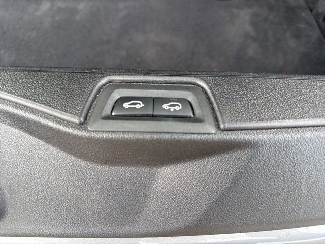 Used 2024 BMW X7 xDrive40i image 11