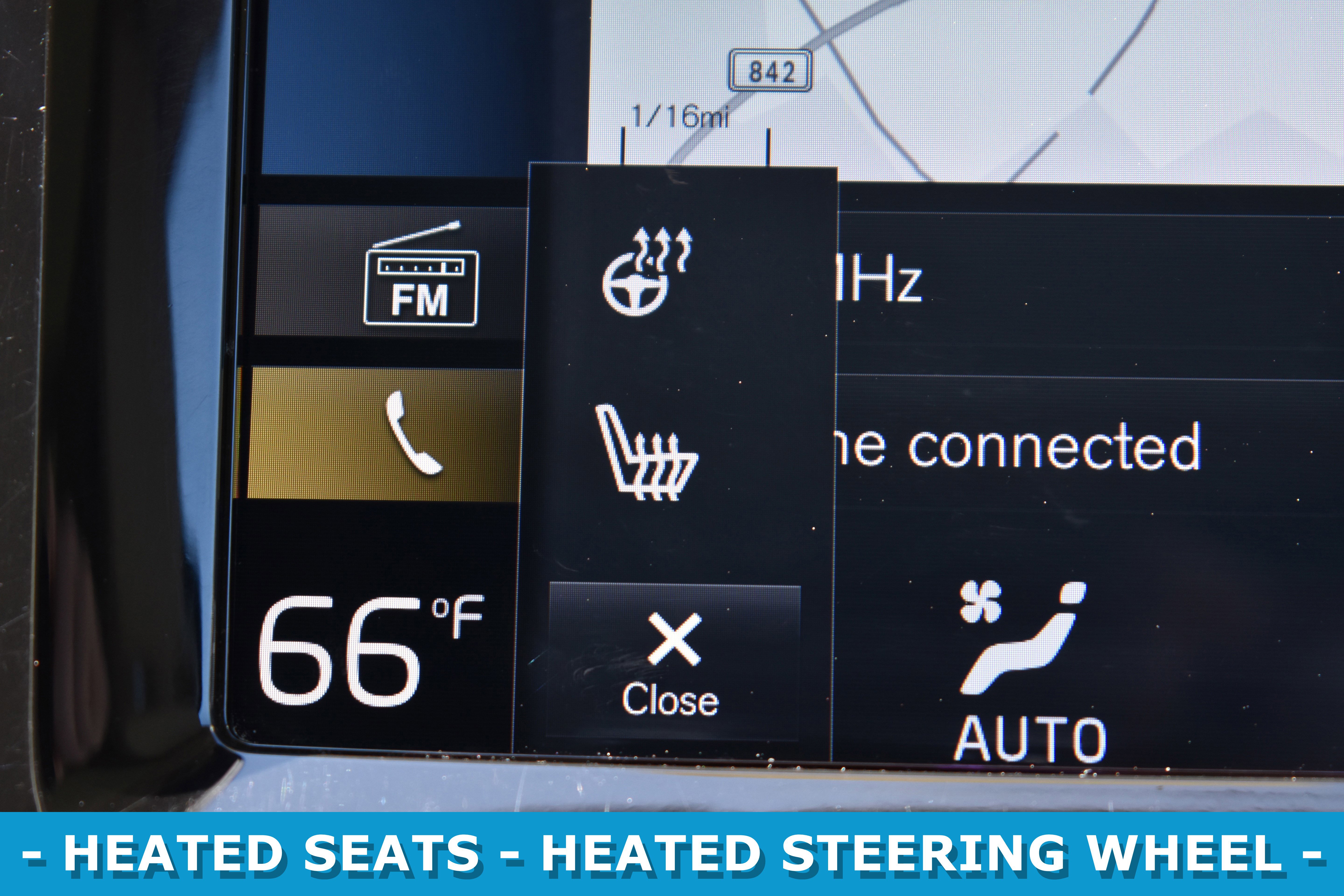 Used 2019 Volvo XC60 T8 Momentum w/ Advanced Package image 19