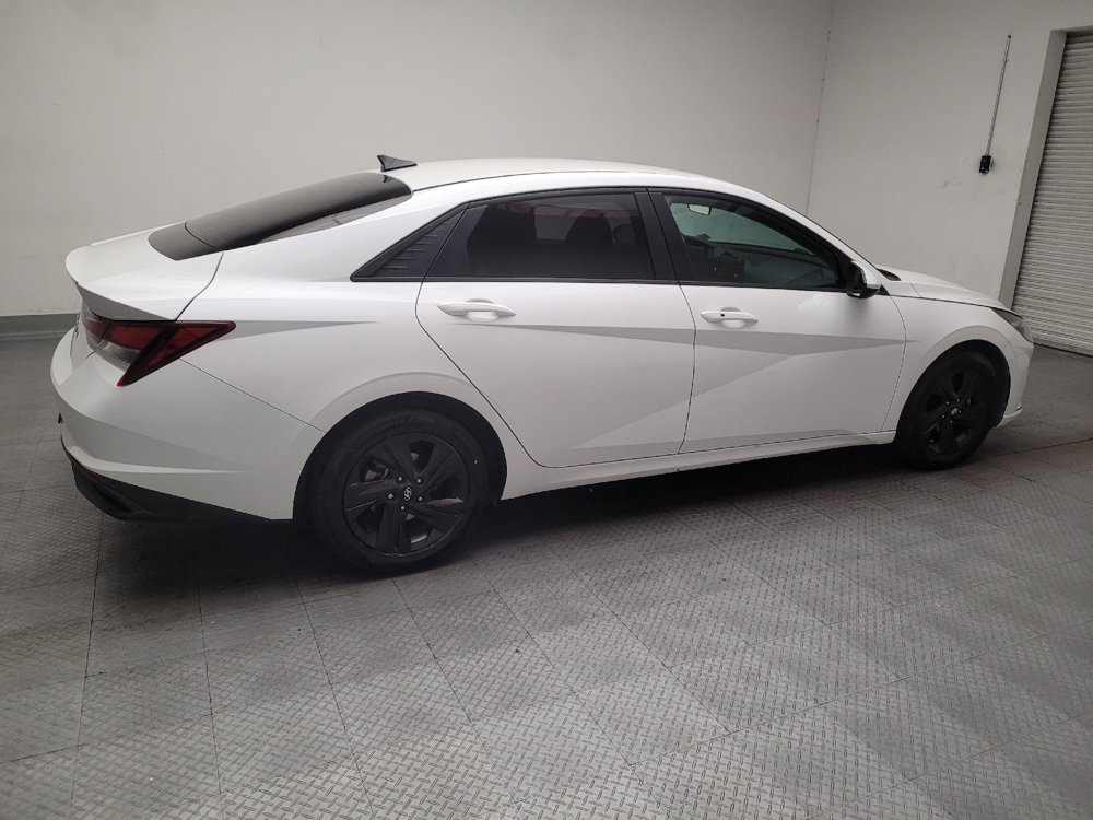 Used 2021 Hyundai Elantra SEL w/ Convenience Package FWD image 10