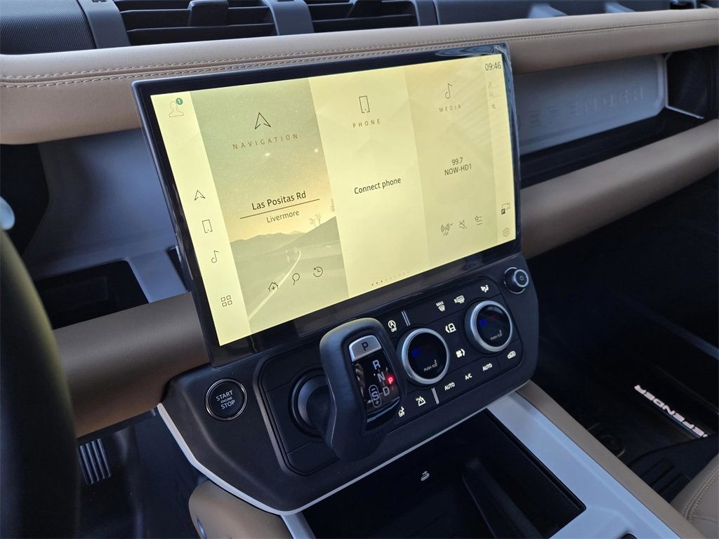 New 2026 Land Rover Defender 110 X-Dynamic SE image 11