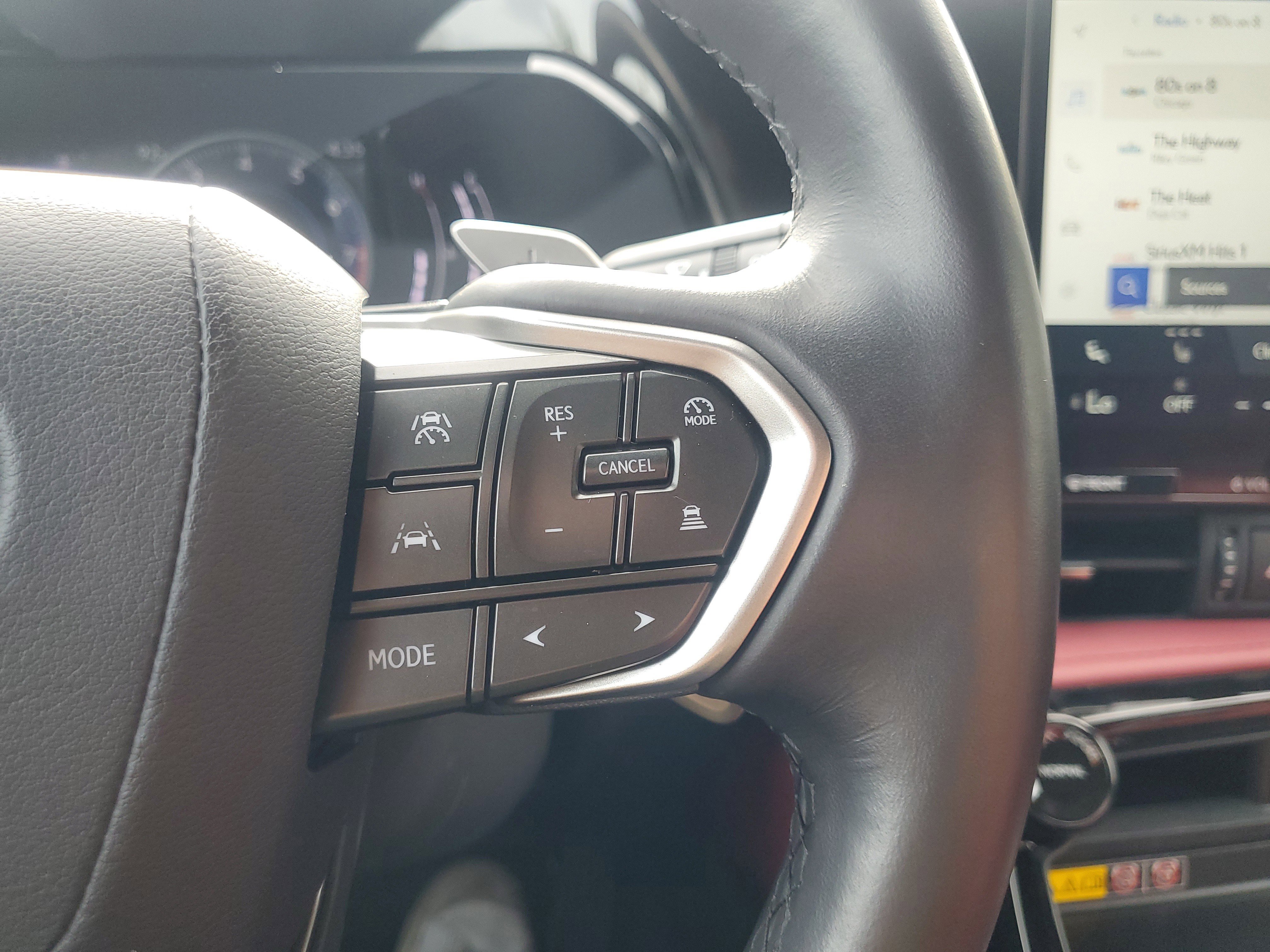 Used 2025 Lexus NX 250 FWD w/ Towing Package (2000 Lbs) image 26