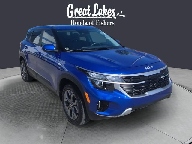 Used 2024 Kia Seltos LX AWD/4WD image 7