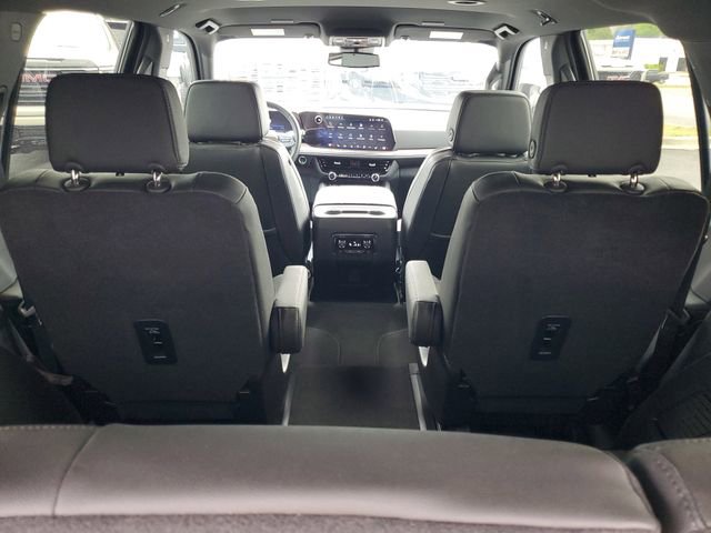 Used 2026 Chevrolet Tahoe Z71 w/ Comfort Package AWD/4WD image 29
