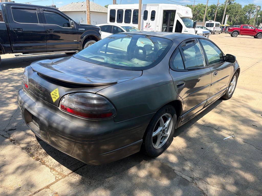 Used 2000 Pontiac Grand Prix GT w/ Opt Pkg FWD image 2