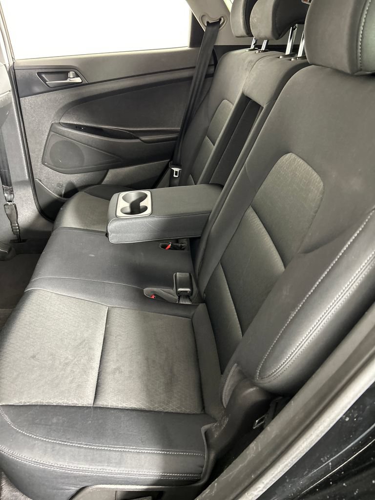 Used 2016 Hyundai Tucson Sport FWD image 17