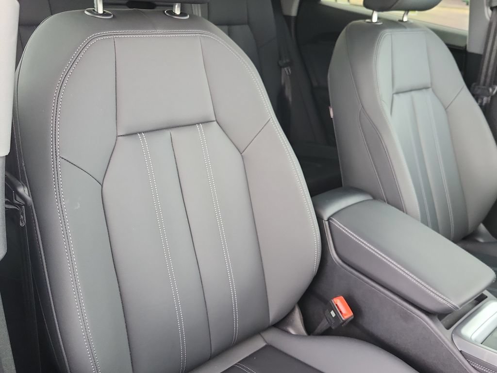 Used 2025 Audi Q5 Premium AWD/4WD image 15