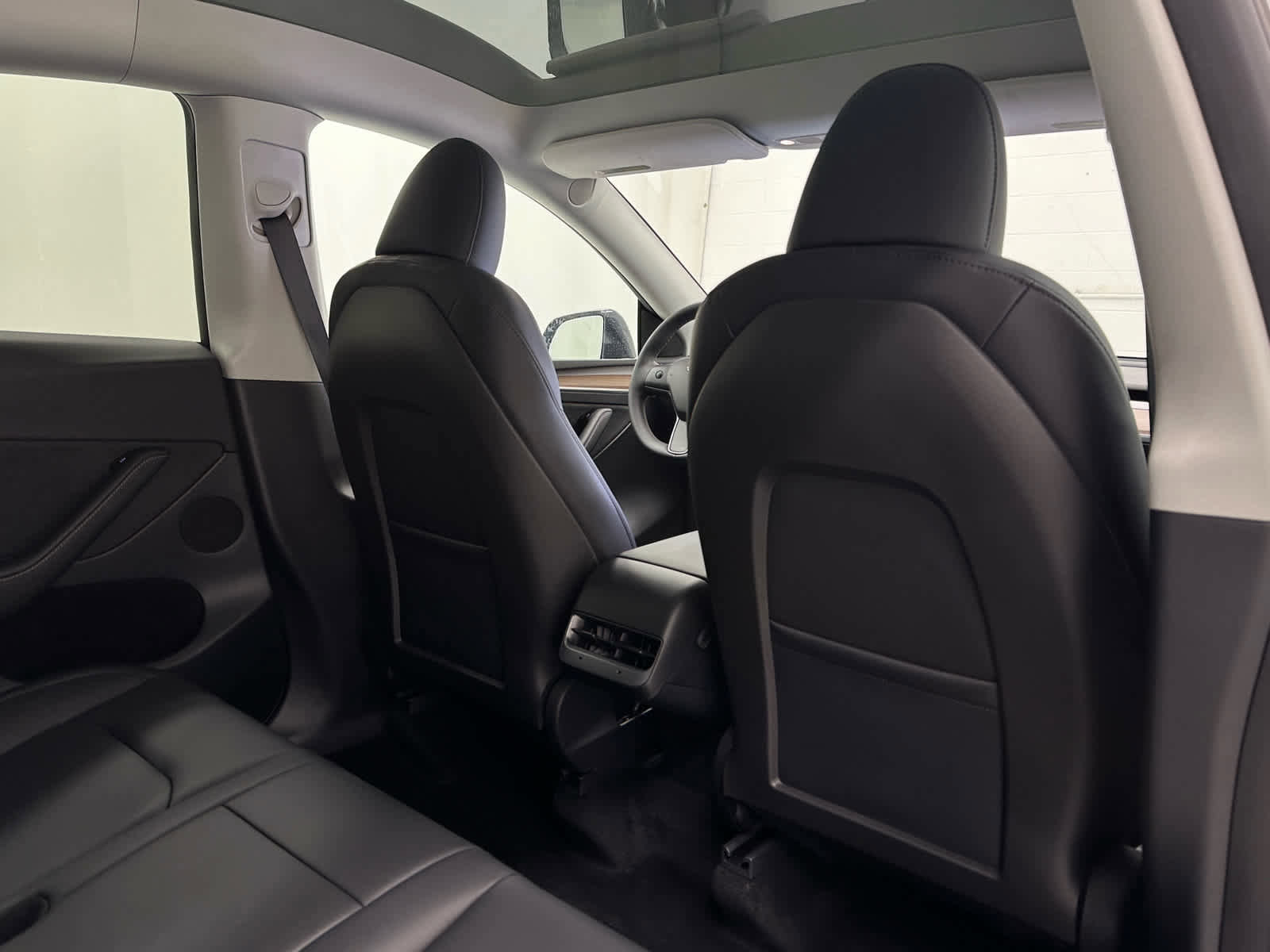 Used 2024 Tesla Model Y Long Range image 20