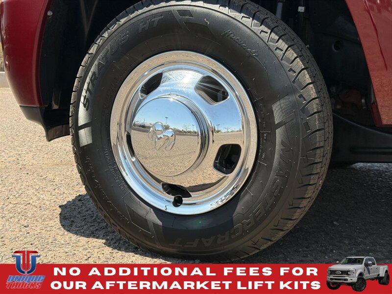 Used 2018 RAM 3500 Big Horn w/ Sport Appearance Group AWD/4WD image 14